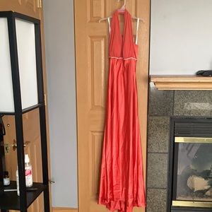 David’s Bridal gown. Beautiful for prom, wedding, or upscale event or dinner.